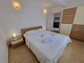Apartments Maslina